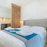 Apart Otel Iliomagic Luxury 3*