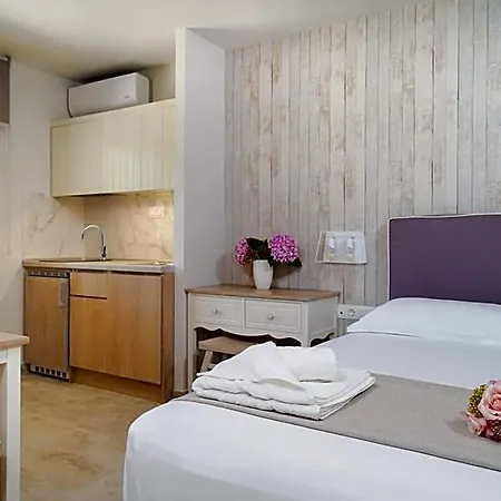 Апартхотел Iliomagic Luxury Лименас