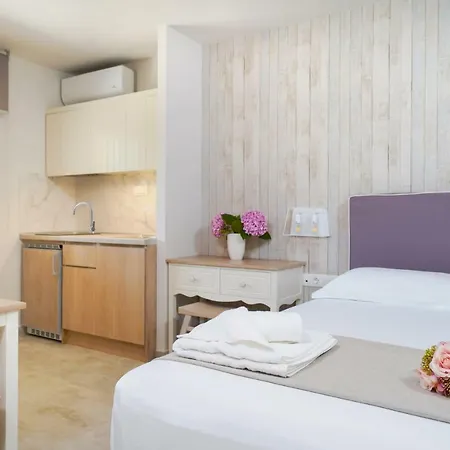 Iliomagic Luxury
