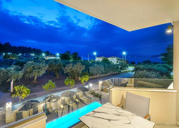Iliomagic Luxury מלון דירות לימנאס